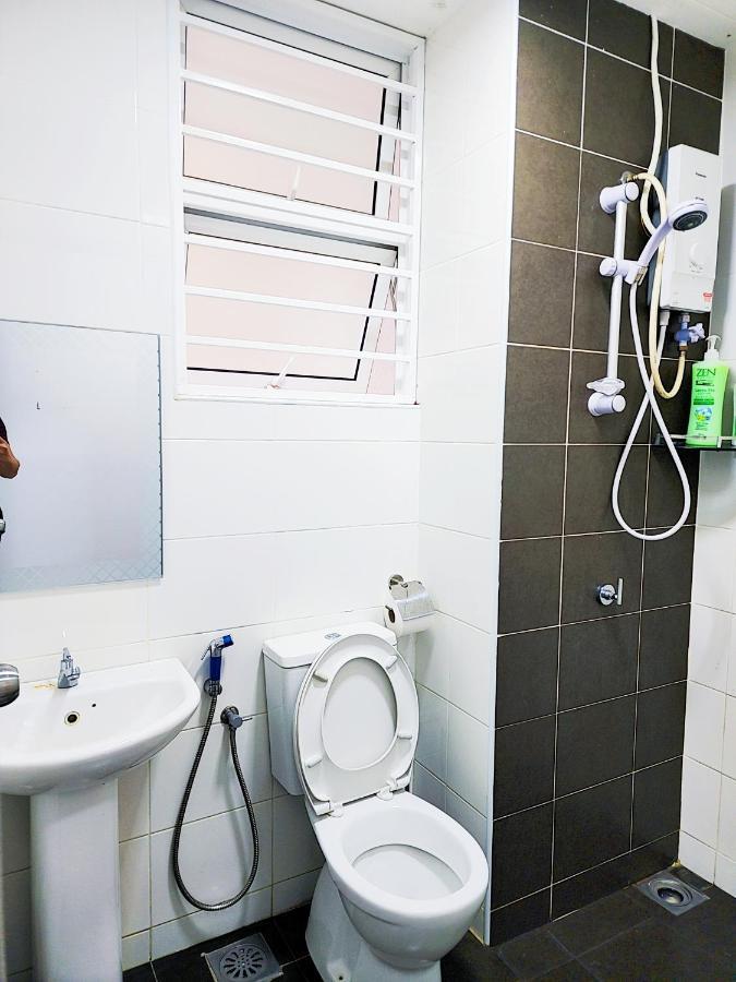 Putrajaya Dwiputra 6 Plus 1 Pax Blissful Fully Air-Con Suite Exterior foto